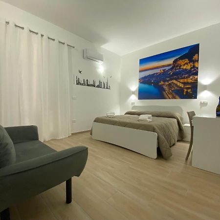 In Centro Rooms Vicino Cefalu Self-Chek-In Campofelice Di Roccella Ngoại thất bức ảnh