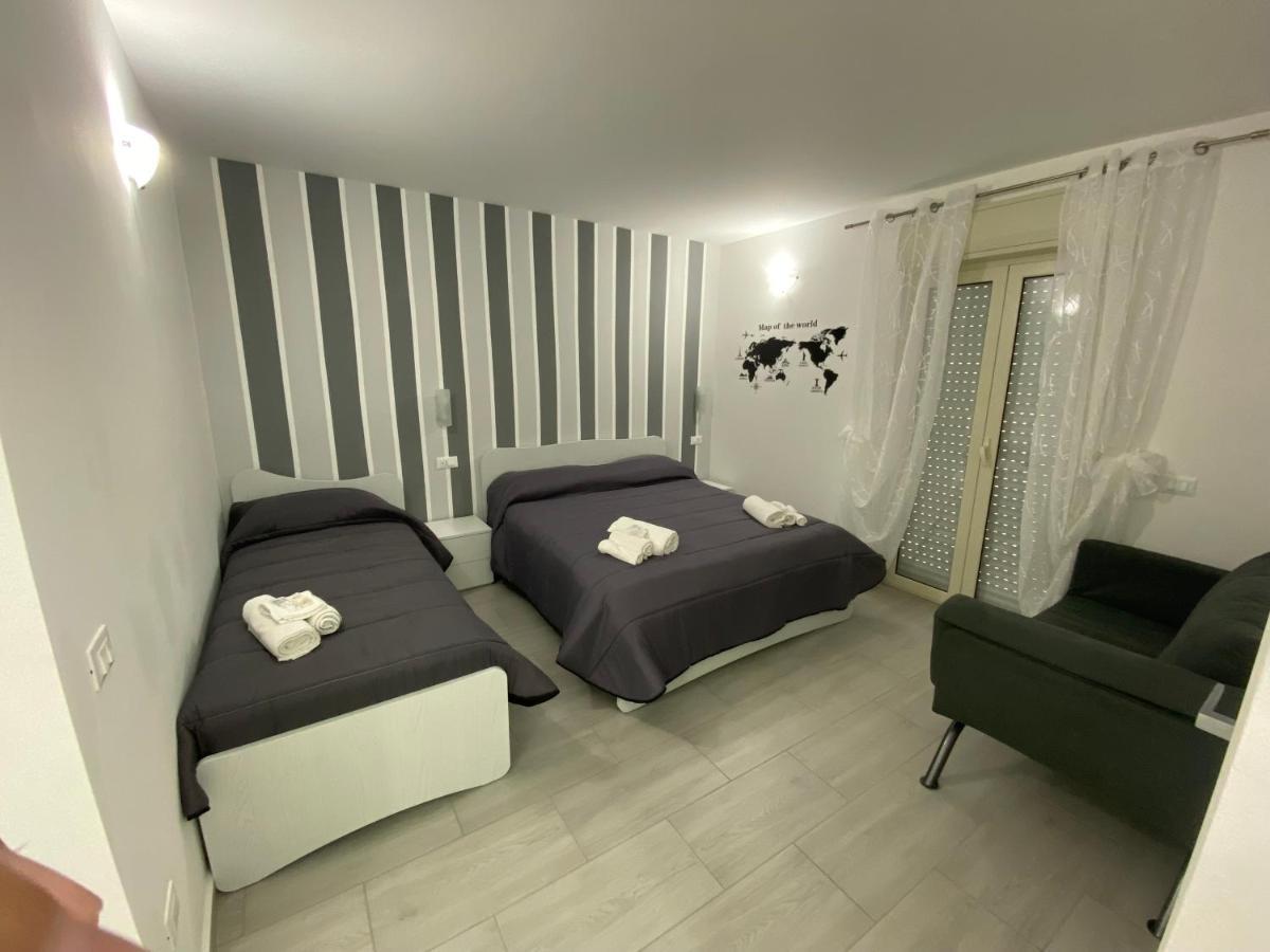 In Centro Rooms Vicino Cefalu Self-Chek-In Campofelice Di Roccella Ngoại thất bức ảnh