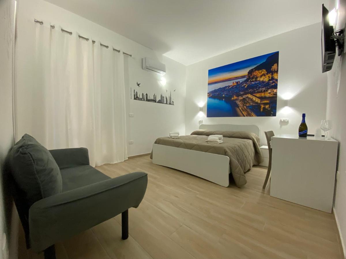 In Centro Rooms Vicino Cefalu Self-Chek-In Campofelice Di Roccella Ngoại thất bức ảnh