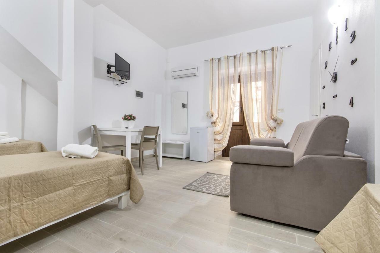 In Centro Rooms Vicino Cefalu Self-Chek-In Campofelice Di Roccella Ngoại thất bức ảnh