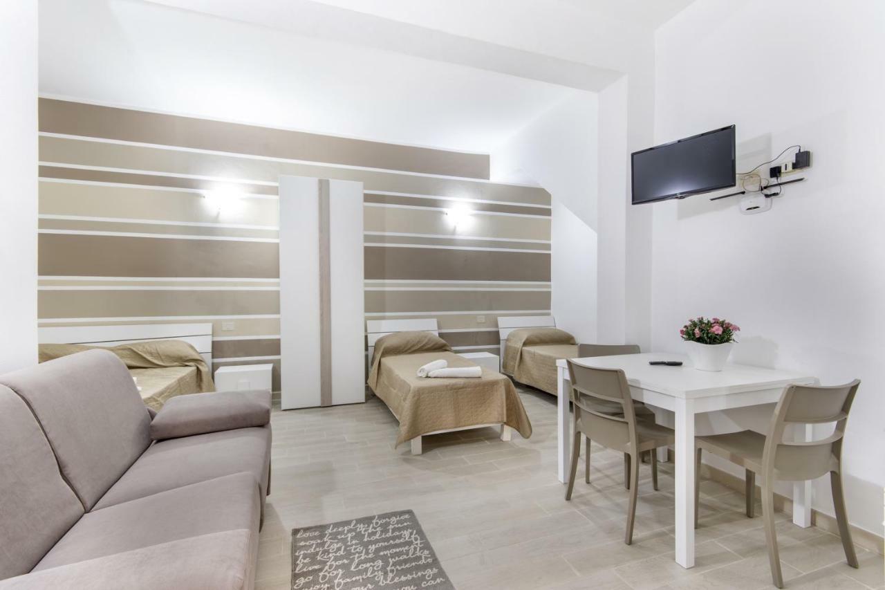In Centro Rooms Vicino Cefalu Self-Chek-In Campofelice Di Roccella Ngoại thất bức ảnh