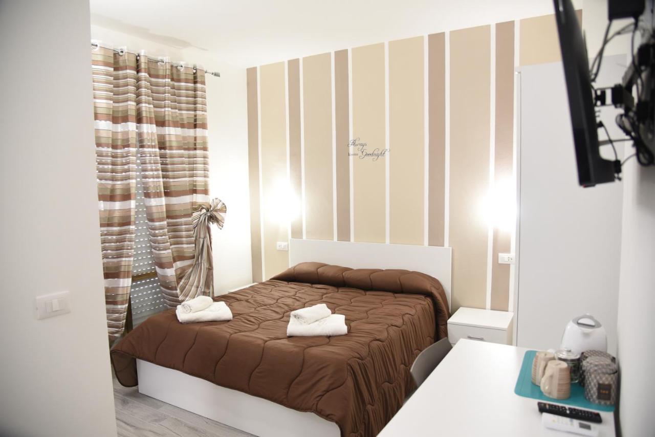 In Centro Rooms Vicino Cefalu Self-Chek-In Campofelice Di Roccella Ngoại thất bức ảnh