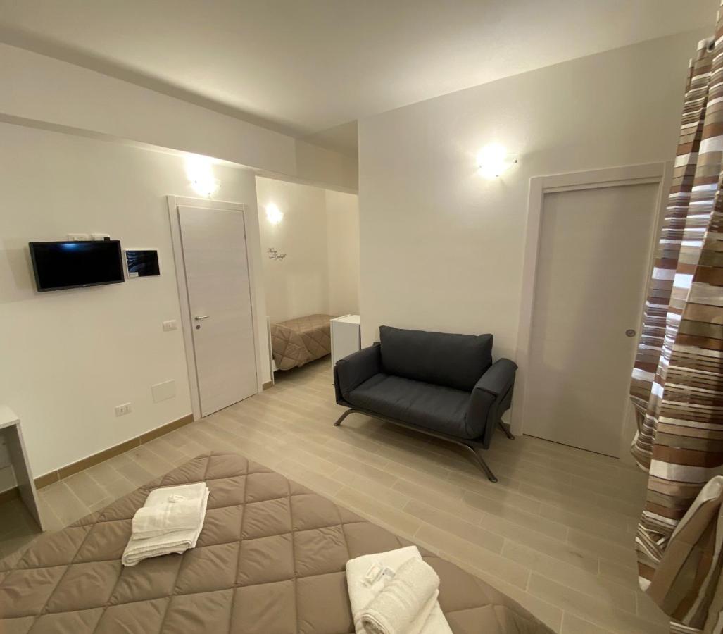In Centro Rooms Vicino Cefalu Self-Chek-In Campofelice Di Roccella Ngoại thất bức ảnh