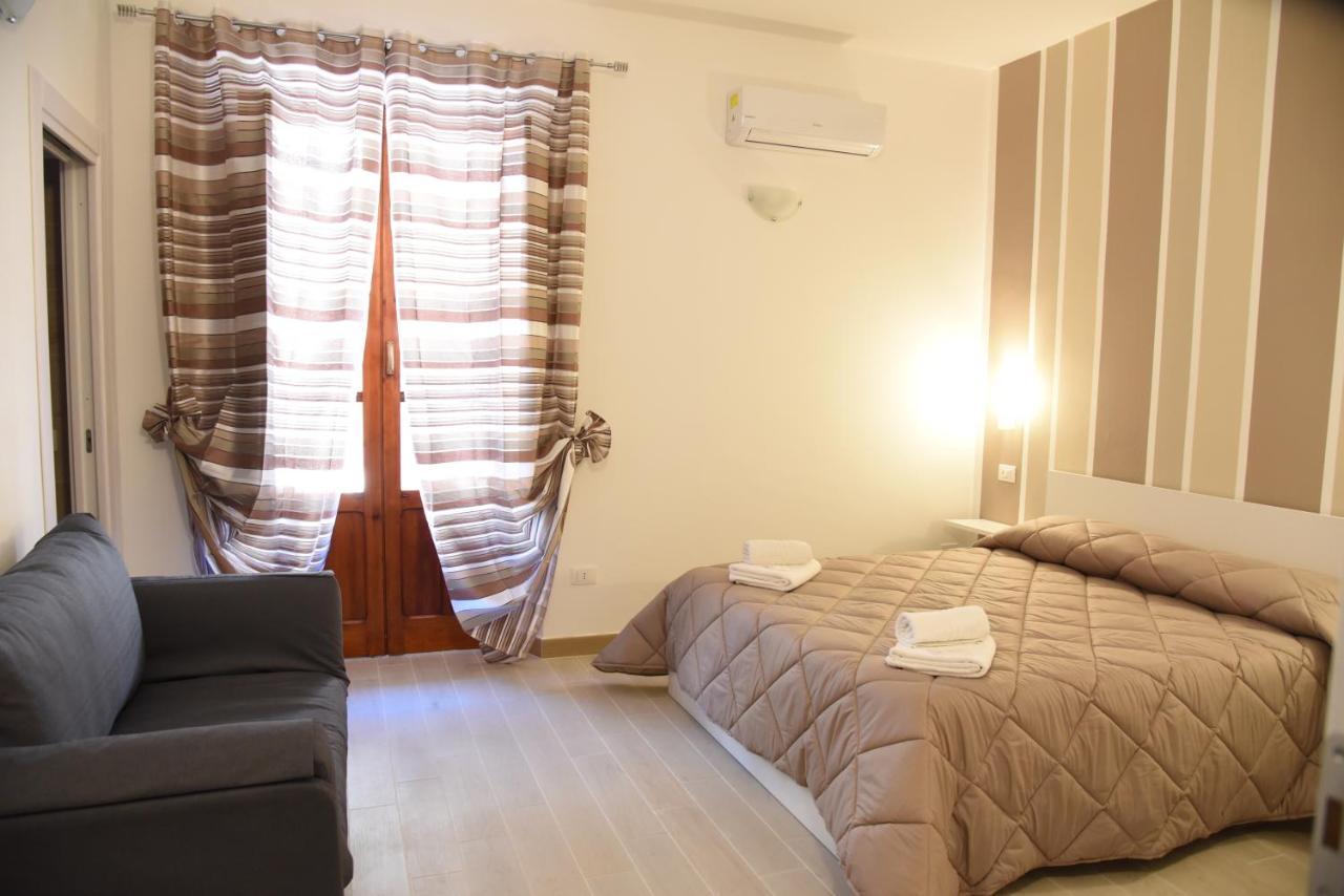 In Centro Rooms Vicino Cefalu Self-Chek-In Campofelice Di Roccella Ngoại thất bức ảnh