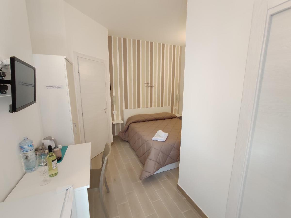 In Centro Rooms Vicino Cefalu Self-Chek-In Campofelice Di Roccella Ngoại thất bức ảnh